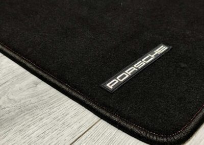 Atlikti darbai - automobilių kilimėliai